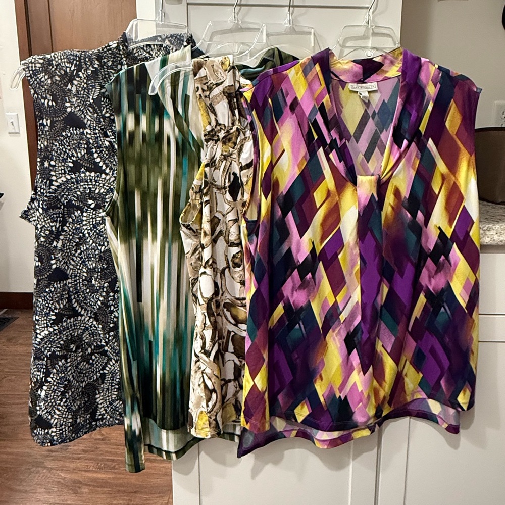 BUNDLE OF 4 Sleeveless Women's Blouses Dana Buchman & Larry Levine Size XL